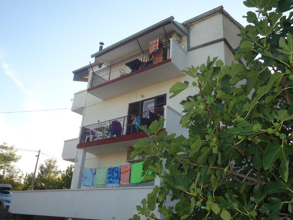 Apartments Vrsa Seline Exterior foto